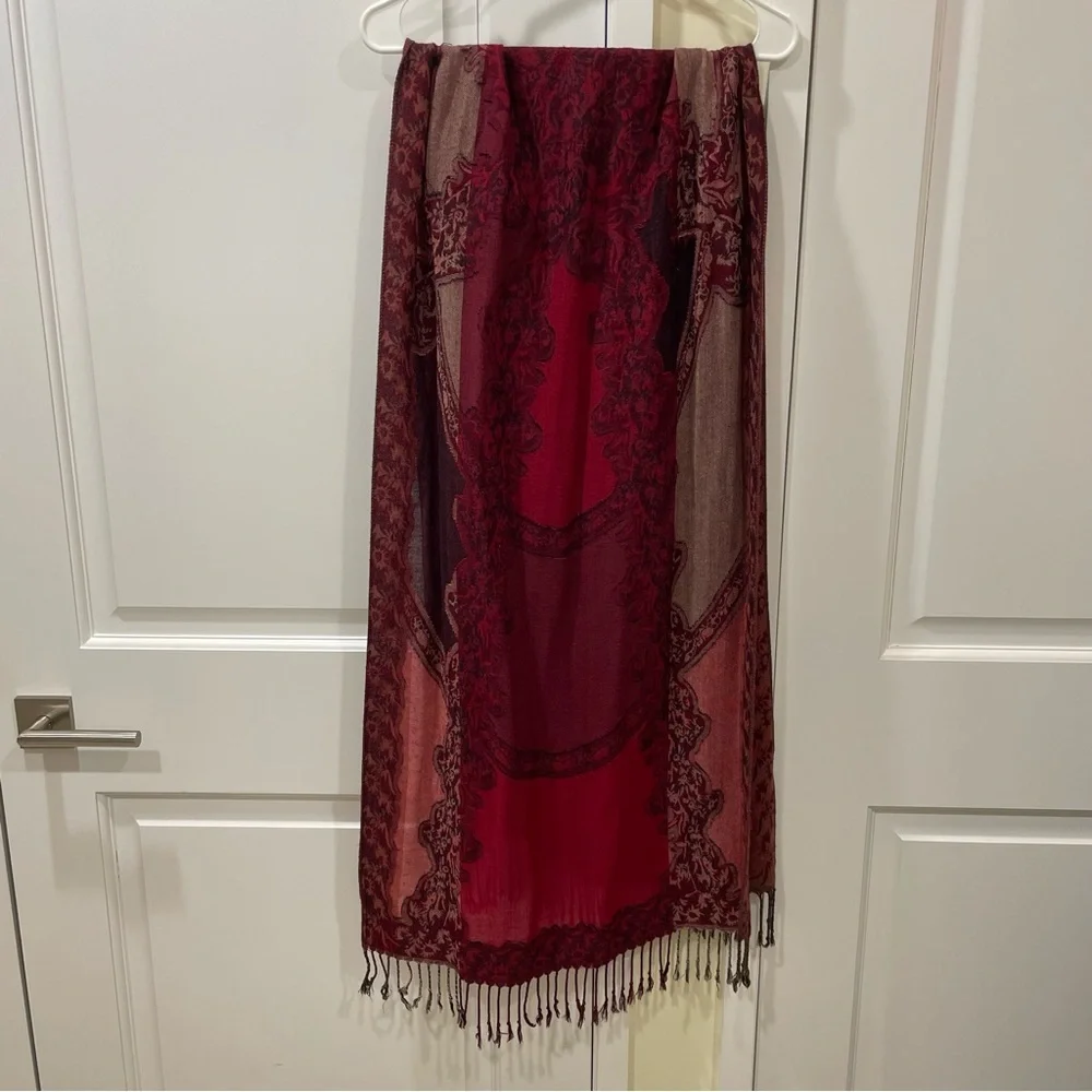 Red / Burgundy Wrap